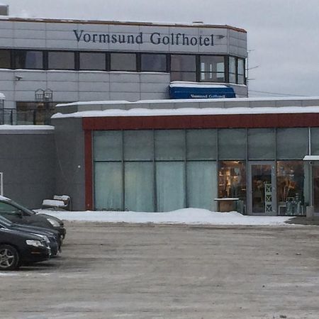Vormsund Golf Hotell Bed Breakfast Exteriör bild
