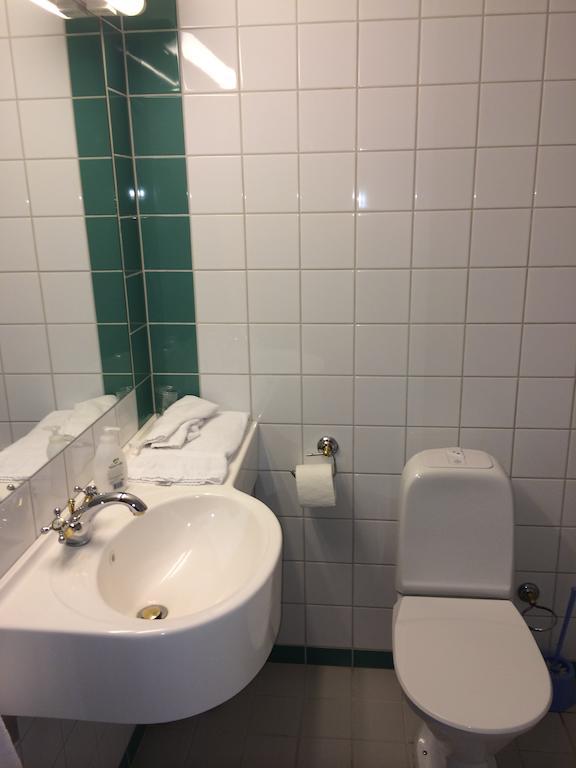 Vormsund Golf Hotell Bed Breakfast Rum bild